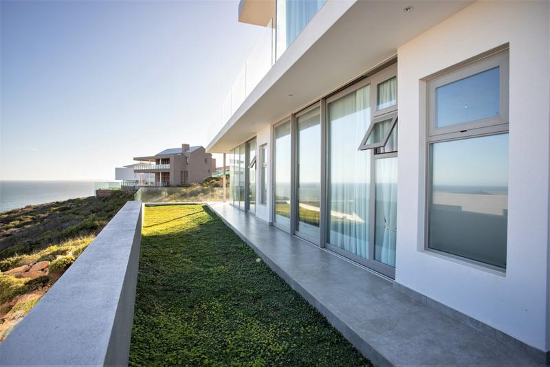 5 Bedroom Property for Sale in Pinnacle Point Golf Estate Western Cape